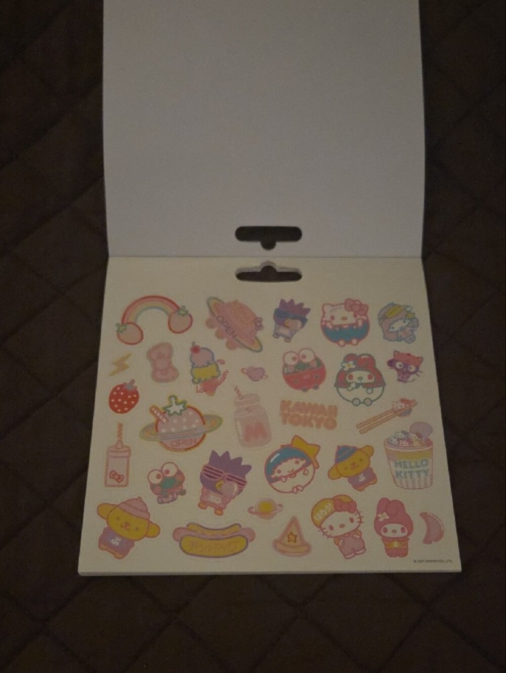 Hello Kitty-Note Card Set w/ Sticker Pack - Picture 7 of 9